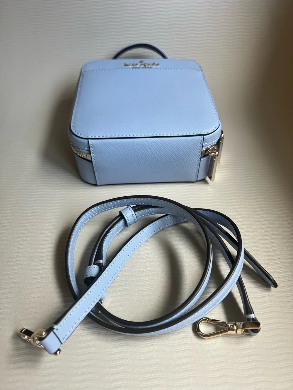 Kate Spade Daisy Vanity Case Crossbody Bag — Candied Flower Blue NWOT